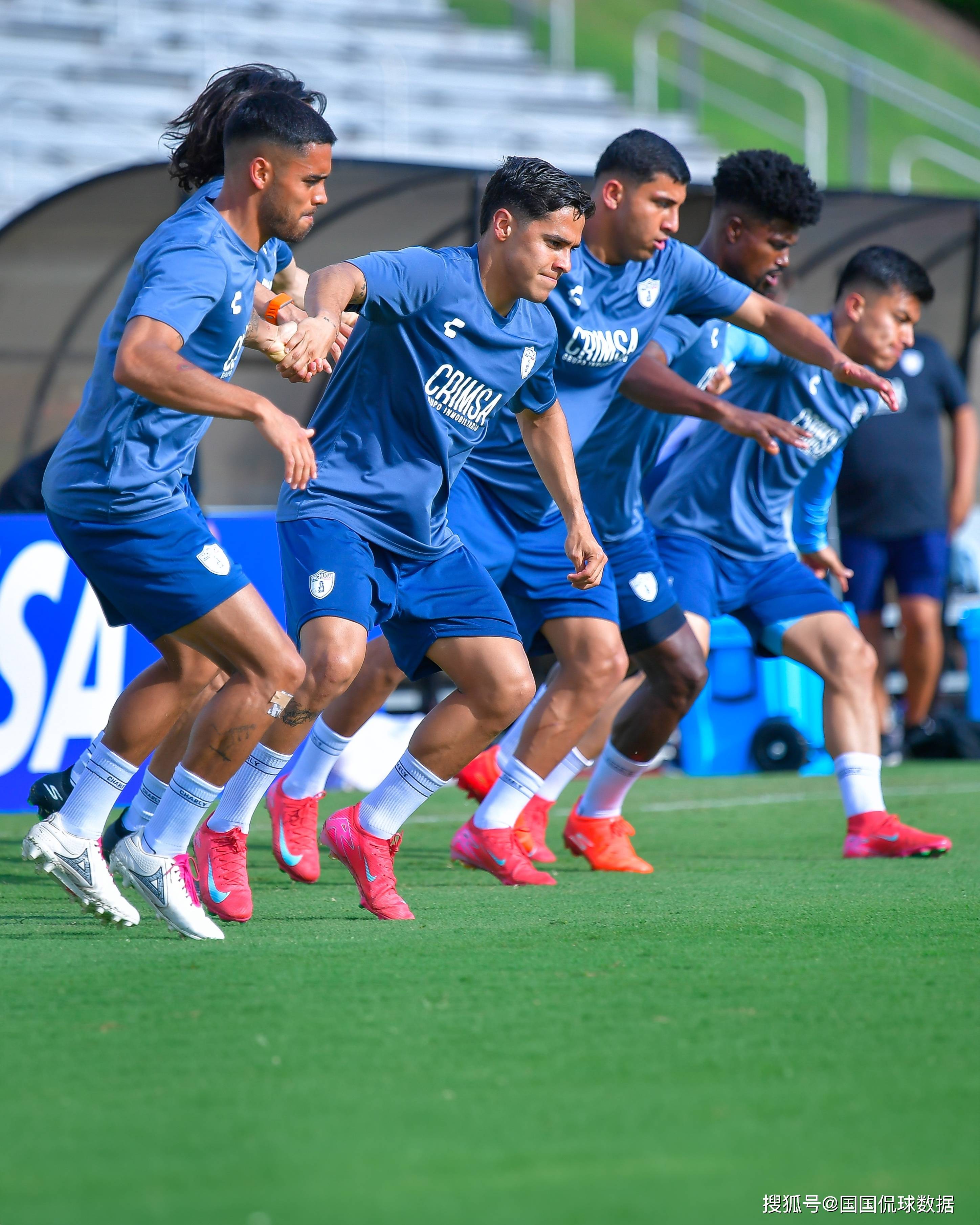 关于世俱杯前瞻：帕丘卡与对手交锋看点的信息