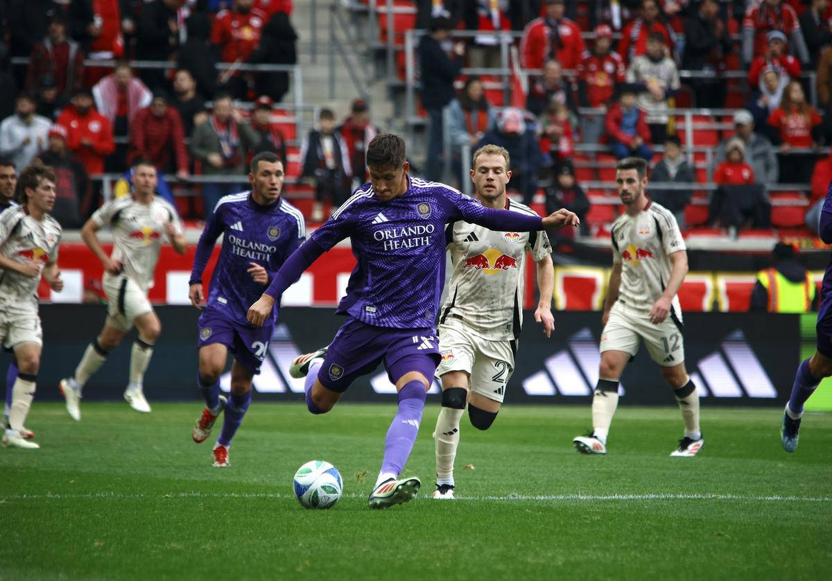 PG电子官方-包含莱加内斯主场战胜皇家社会，实现成功的词条