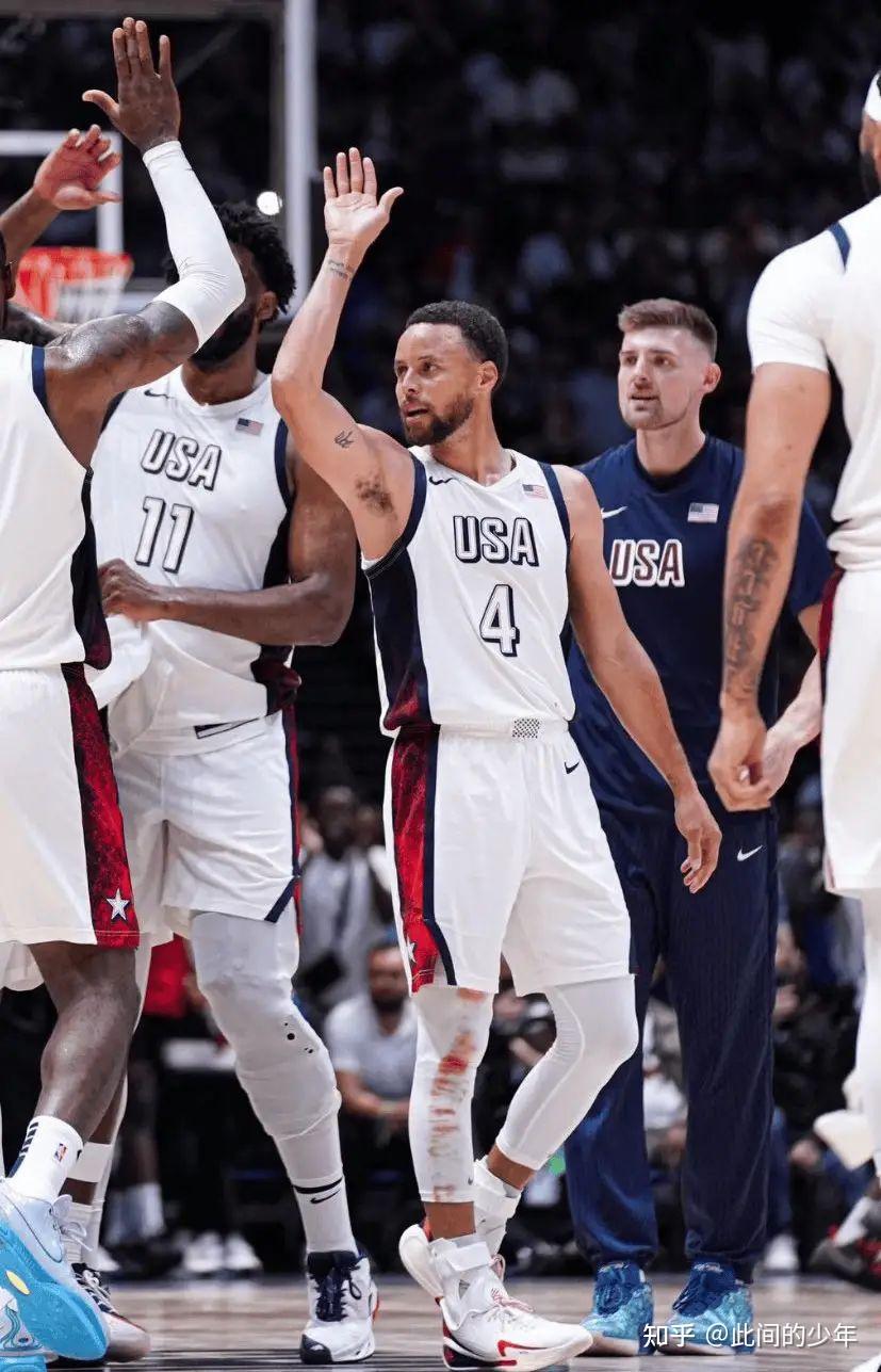 德国男篮在热身赛中大胜俄罗斯队