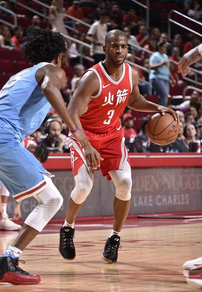 猛龙险胜爵士，继续领跑东部