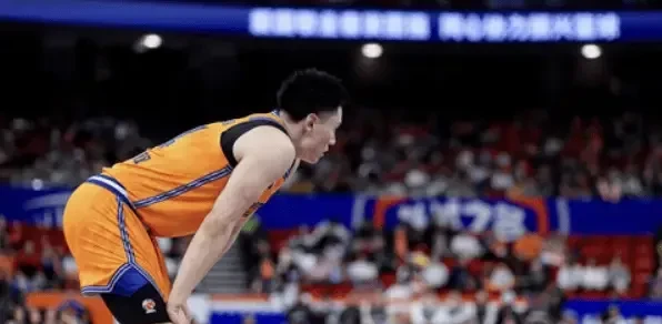 前进努主场战胜对手，晋级形势一片大好