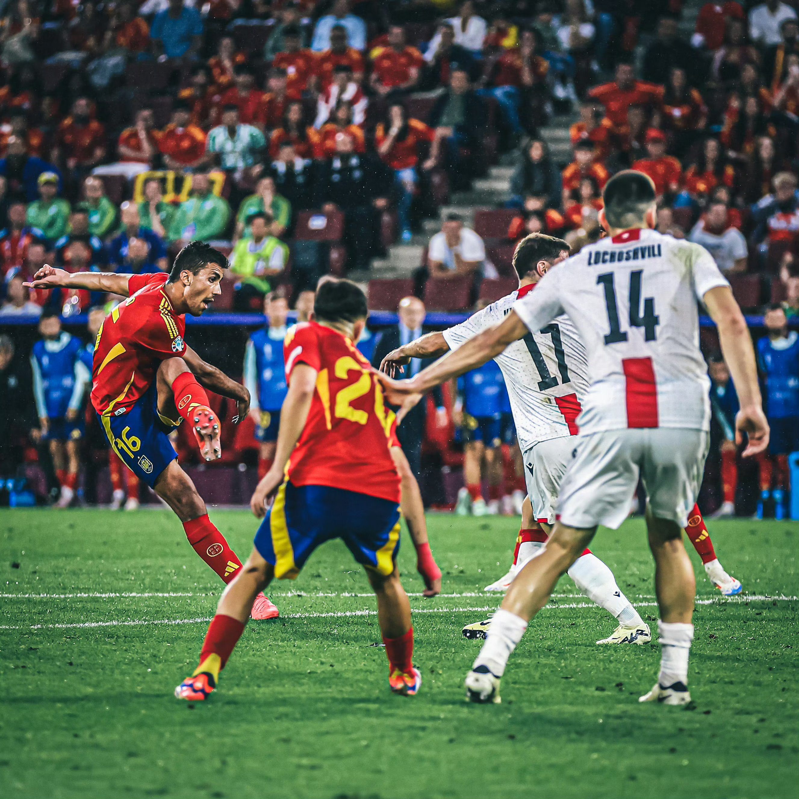 半决赛爆发：欧洲杯巨星们的激烈角逐的简单介绍