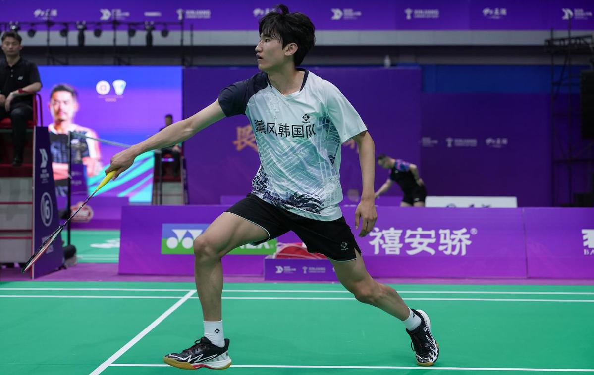 关于印尼羽毛球队轻取马来西亚羽毛球队，林丹送出助攻的信息