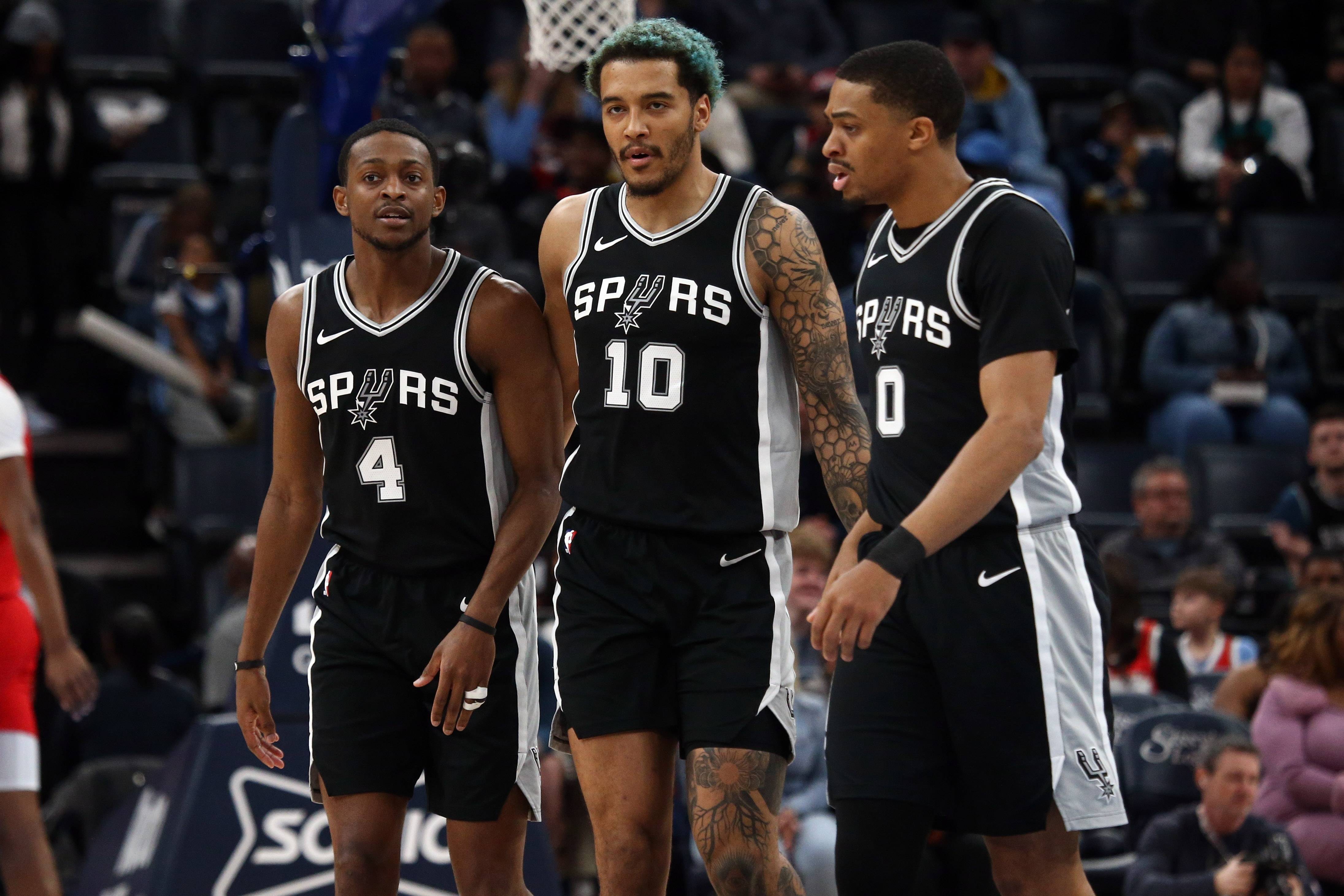 马刺鏖战奇才，福克斯一己之力扛起全队