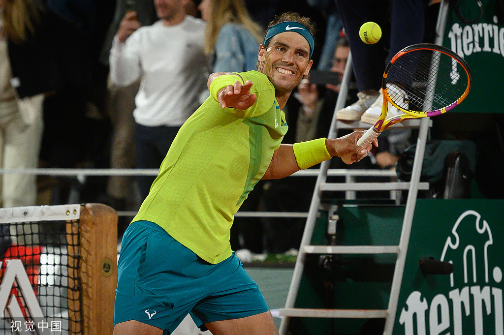 包含法网鏖战温网，纳达尔点燃赛场的词条