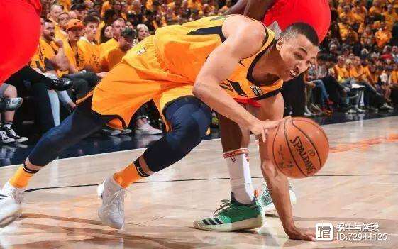 PG电子官网入口-关于立陶宛男篮爆冷火箭，萨姆·米切尔高光表现的信息