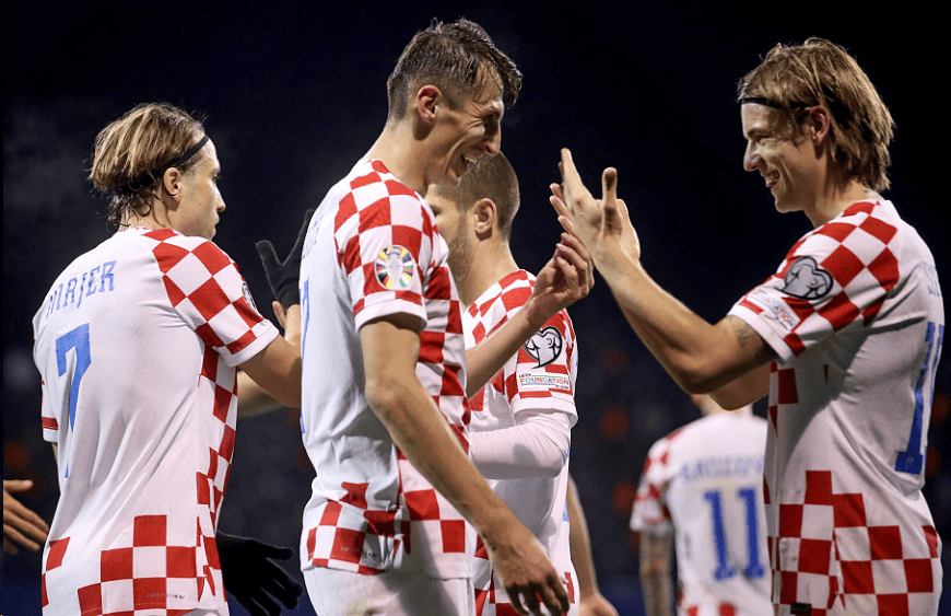 PG游戏APP-波兰绝杀丹麦，莫德里奇关键制胜