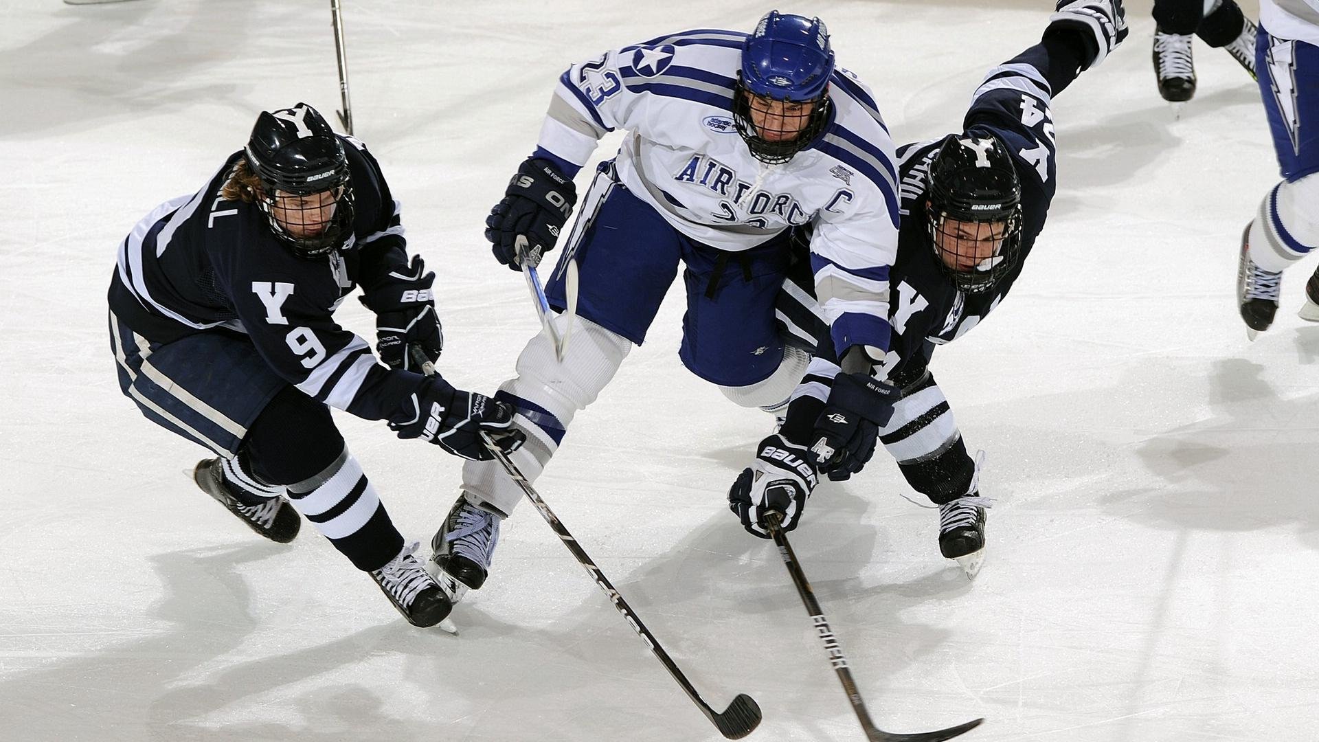 美加墨世界杯之夜，拉什福德用实力打破质疑，书写属于自己的传奇篇章