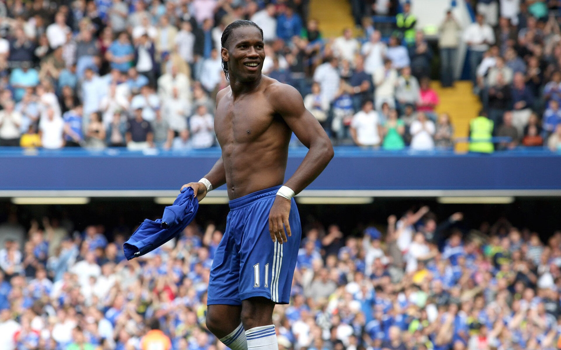 拉什福德爆发点燃英格兰希望，哥斯达黎加粉碎智利书写黑马传奇