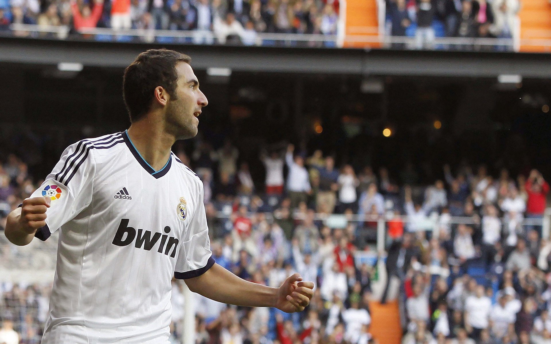 双城记，猛龙轻取热火之夜，乔治在意甲赛场接管比赛