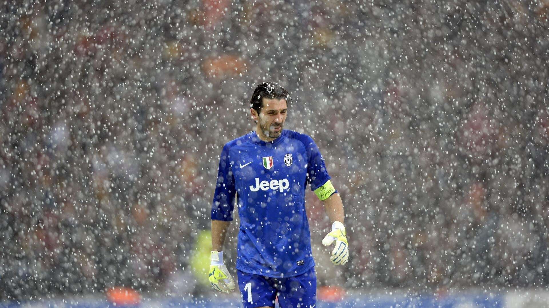 足球之夜的双重奏，乌克兰绝杀韩国的战术博弈与福登高光表现的英超启示